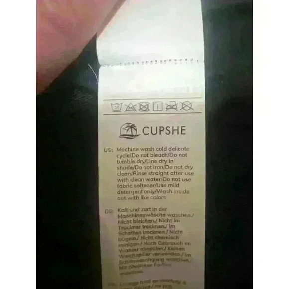 Reverie Land One Shoulder Slim & Sculpt One Piece Swimsuit Black NWT Size M - Picture 9 of 9